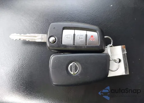 2016 Nissan Rogue S z USA, uszkodzony, nr VIN KNMAT2MVXGP676227